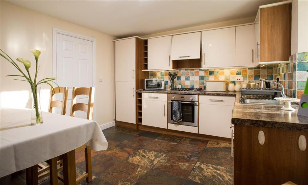 Woodside West Villa Bowness-on-Windermere Dış mekan fotoğraf